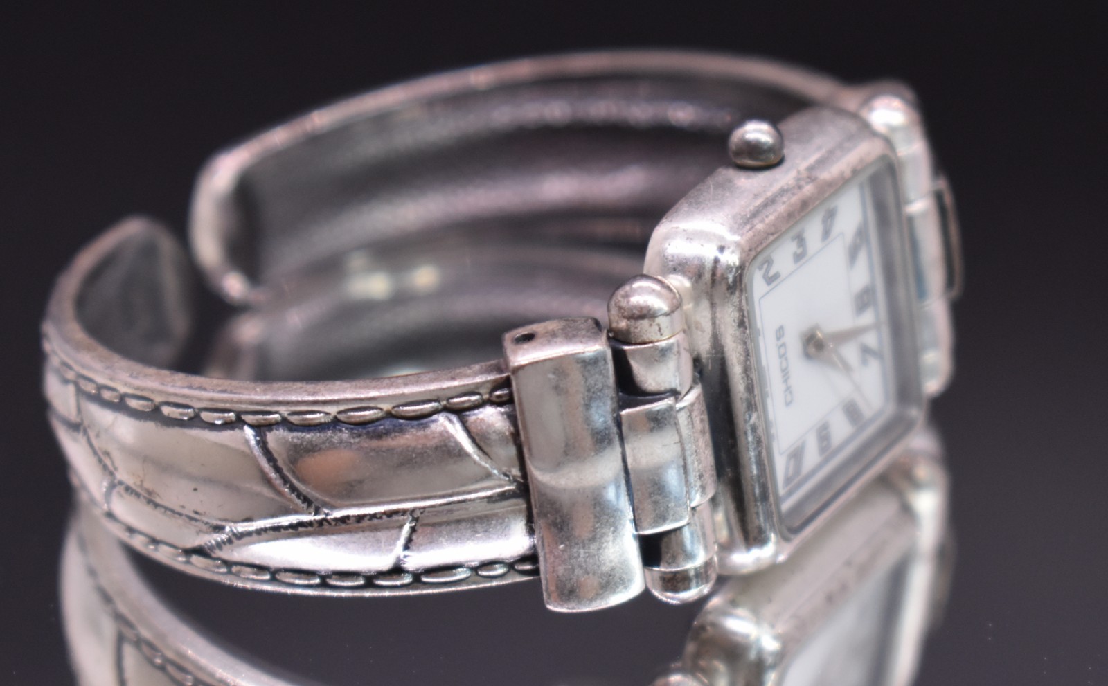 CHICO’S Silver Tone Square Dial Watch Women OX Cuff Bracelet Band NEW BATTERY