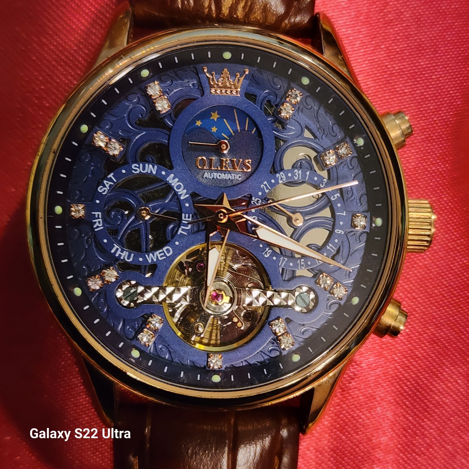 OLEVS Men Automatic Mechanical Skeleton Analog Leather Waterproof Luminous Watch