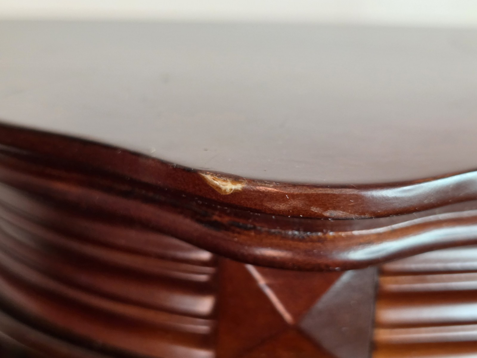 VTG Bombay Company Jewelry Armoire Cabinet -Table Top -Curved Glass -13″T×12″W