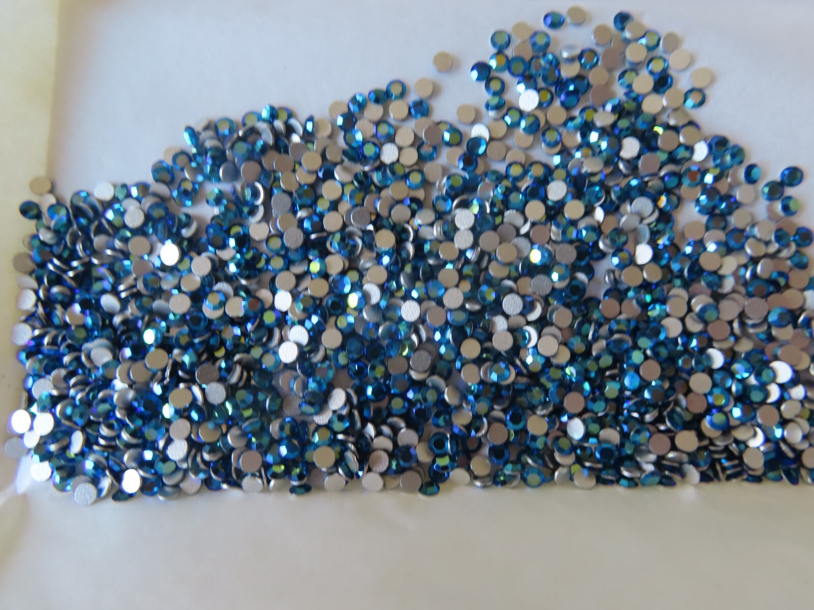 Full package 1440 Preciosa Flatbacks 10ss Capri Blue AB/foiled.