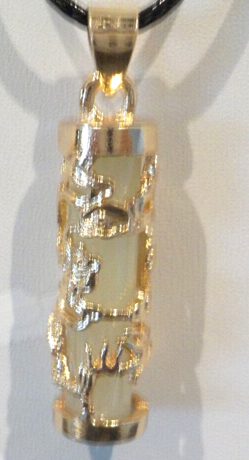 New Without Tags Glass Crystal With Gold Dragon Yellow Pendant 18″ Gift Boxed