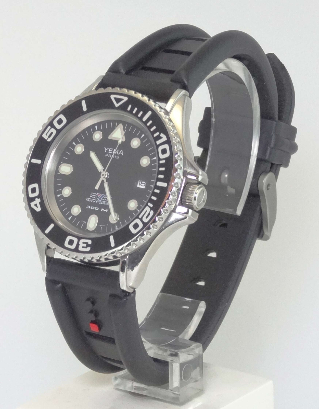 YEMA BY SEIKO YE-139-M NAVYGRAF MEN’S QUARTZ DEEP-DIVER WATCH – NEW RARE 30-ATM