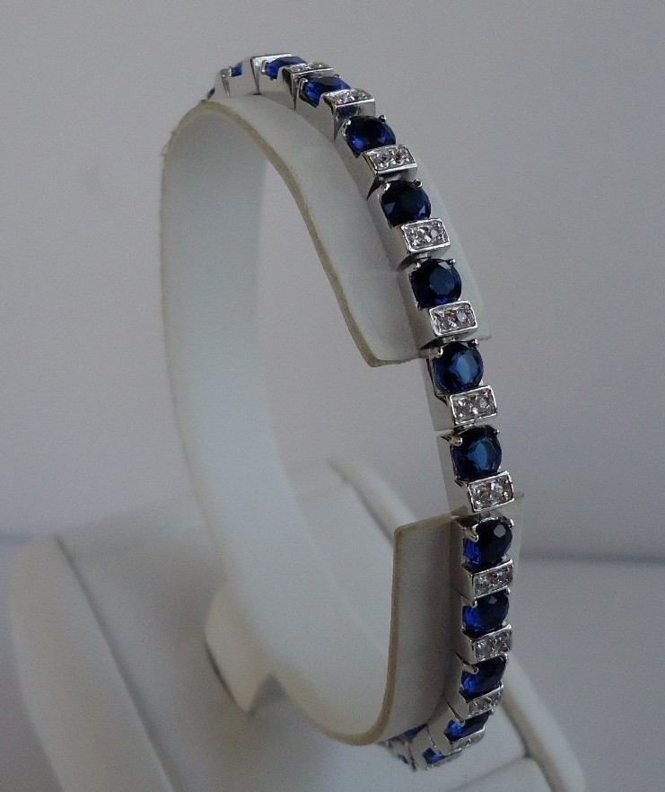 925 STERLING SILVER BRACELET TENNIS / LENGTH 7.5 INCHES / TANZANITE W/ ACCENTS