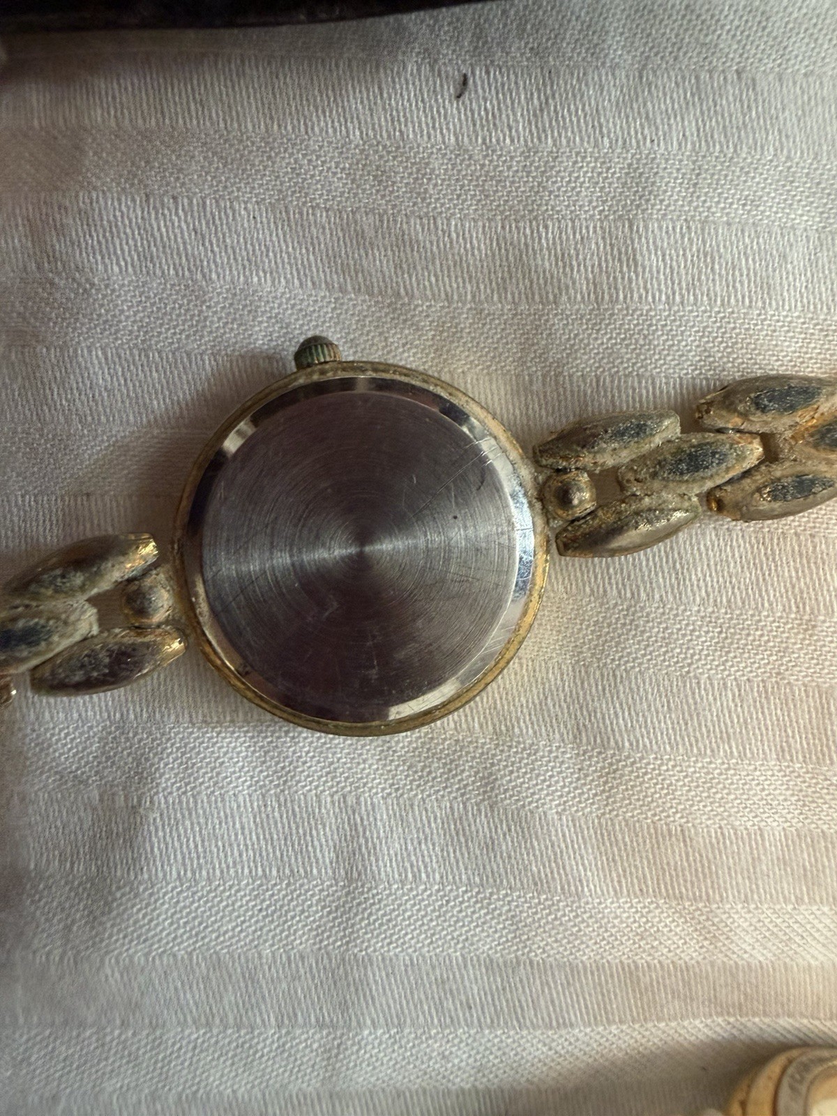 Lot vintage women wristwatches Timex, Citizen, Capezio, and other fashion watch