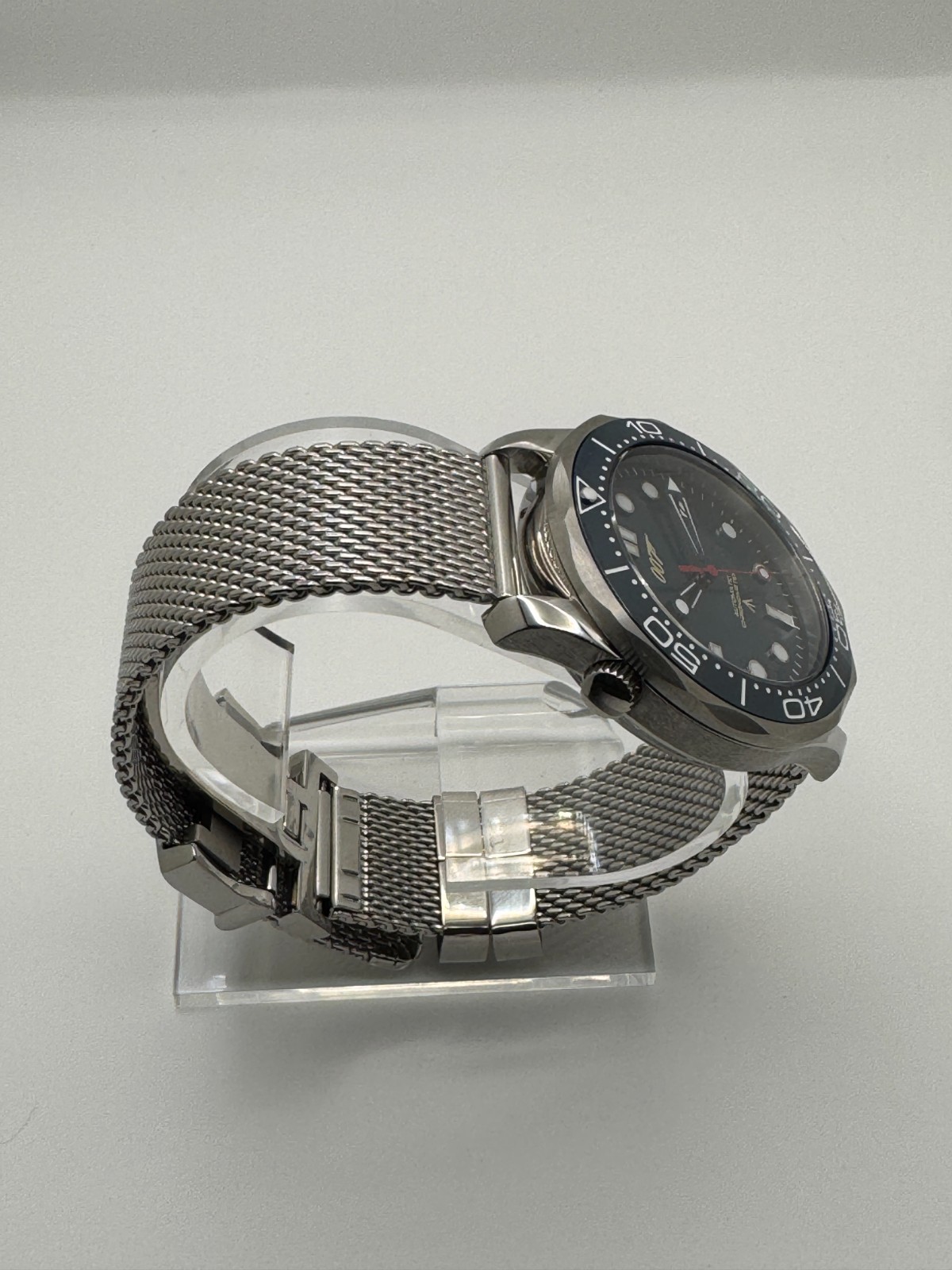 James Bond 007 “Golden Eye” NH35 Auto Watch Blue Dial Diver 100m 41mm