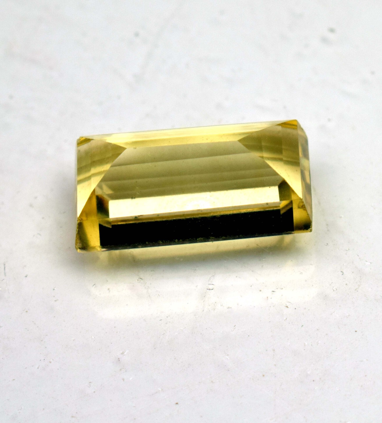 Natural Quartz Green Quartz Faceted Lemon Quartz Baguette Cut 15.70 Ct Certified