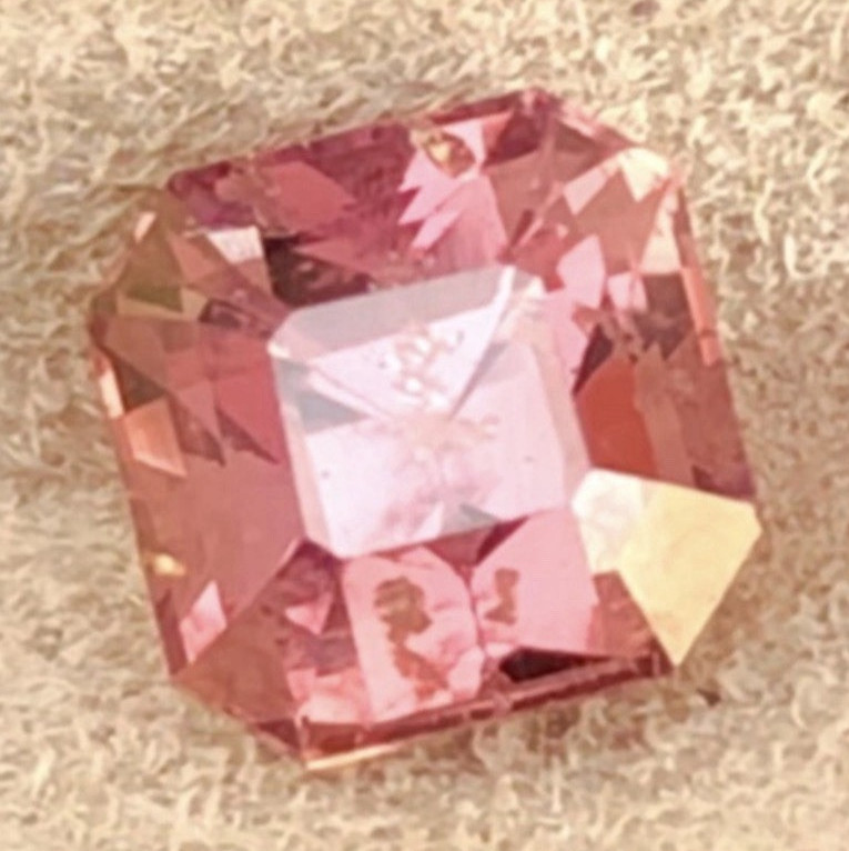1.19ct Natural Padparadscha Sapphire 💎 NO HEAT Rare Pink-Orange Certified
