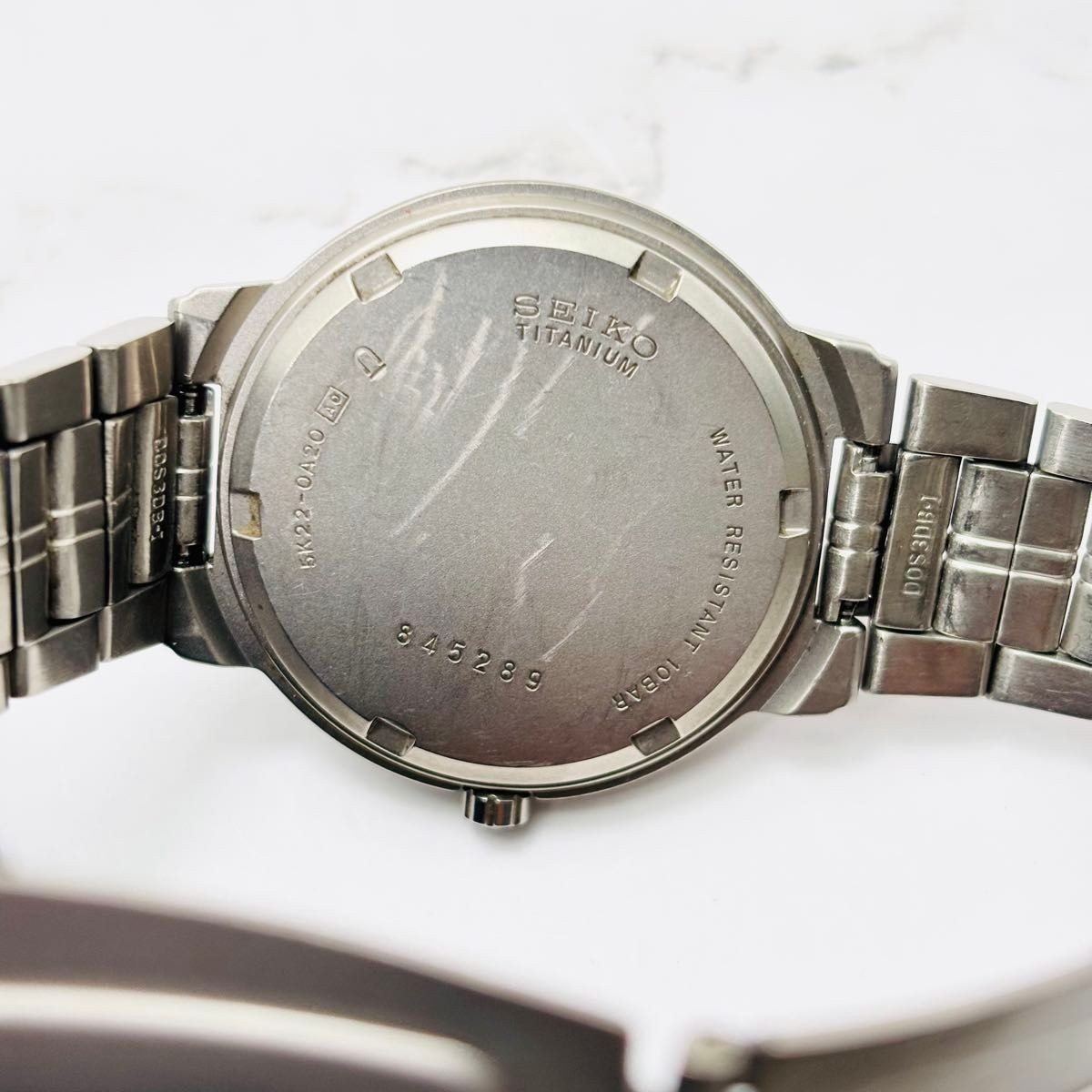 SEIKO Solar Date Titanium Black Dial 5K22 0A20 Men’s Quartz Watch Silver