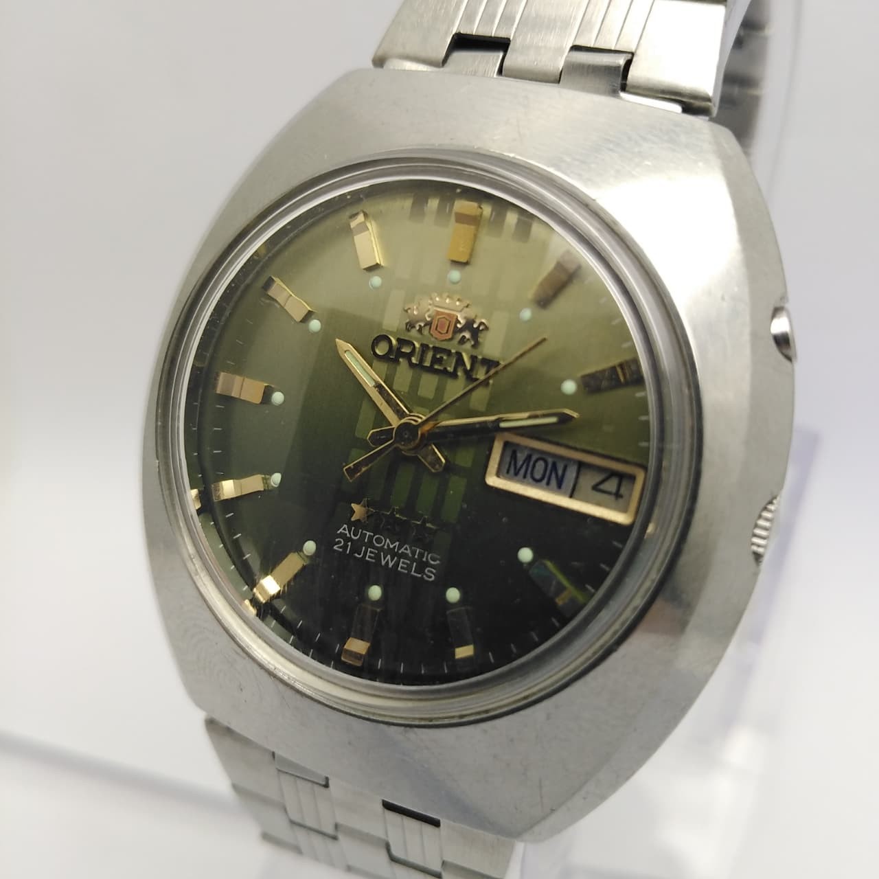 Orient 3 Star Automatic AJ469603-6J Two Tone Dial Green Vintage Men’s Watch
