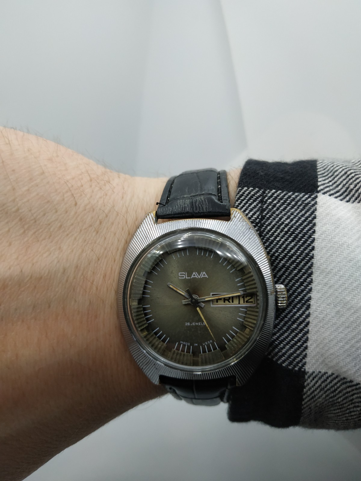 Men’s Dress Vintage Watch SLAVA Retro USSR Mechanical SERVICED Soviet Union ☭