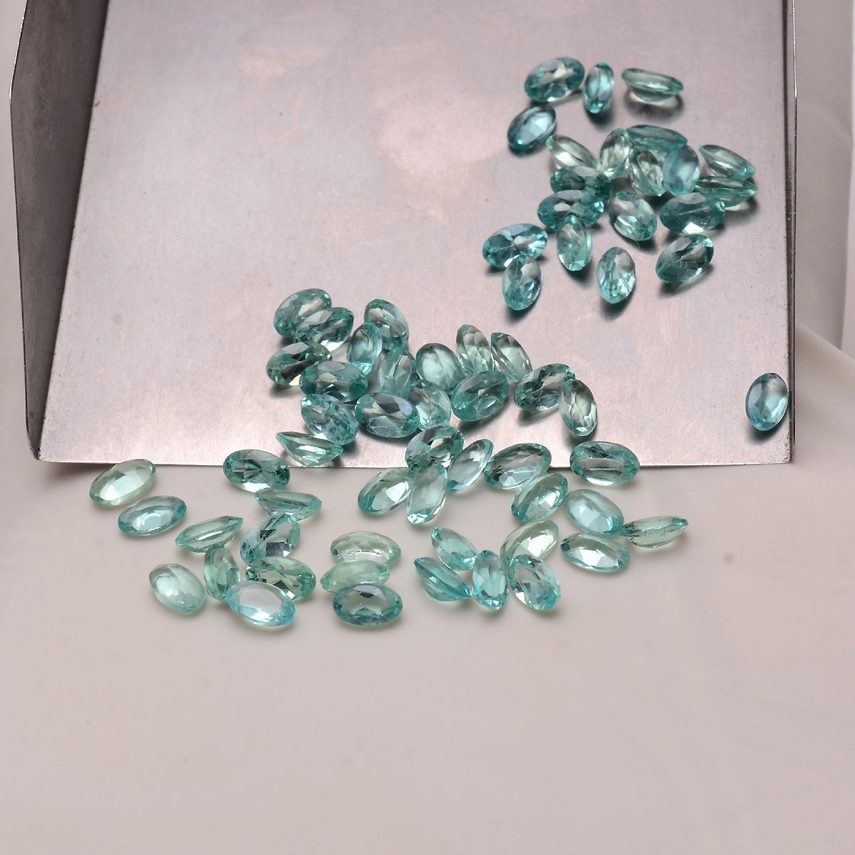 35 Pcs Natural Apatite Neon Green 5mmx3mm Oval Cut Untreated Stunning Gemstones