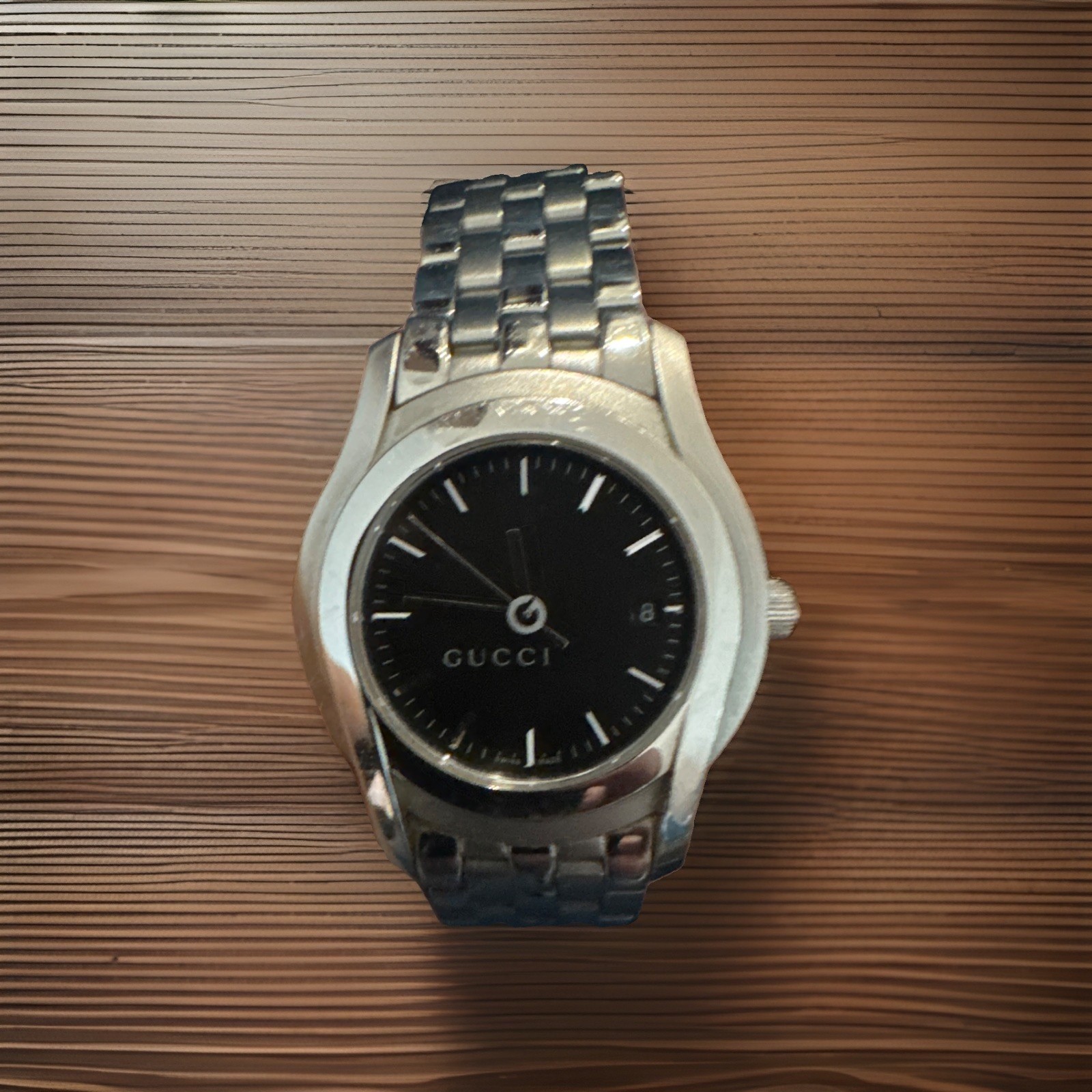 Gucci 5500L Swiss Made Quartz Date 30m WR Stainless Steel Black Dial