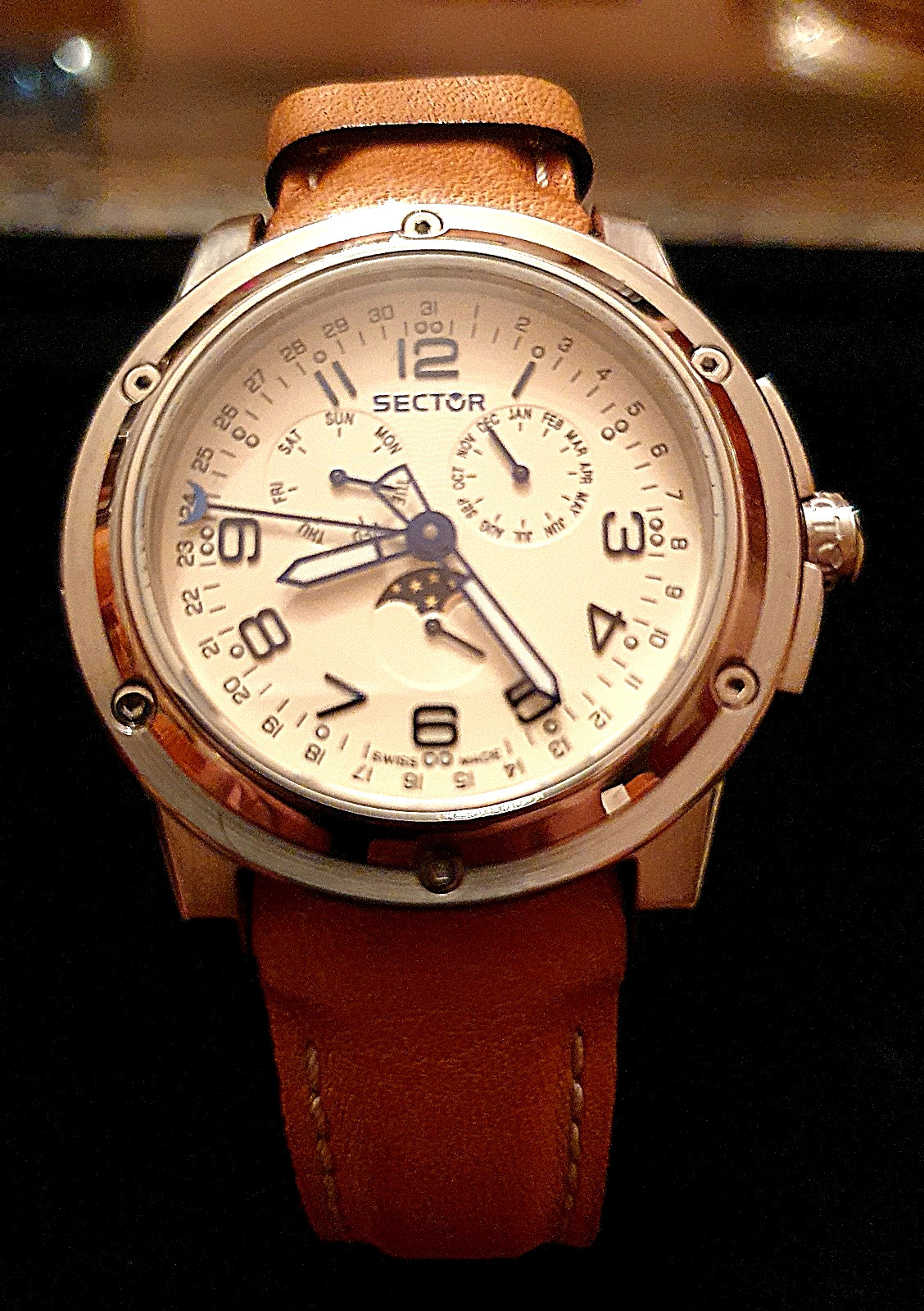 New Sector 850 Moon Phase Steel Leather 100Mt Swiss Made Watch