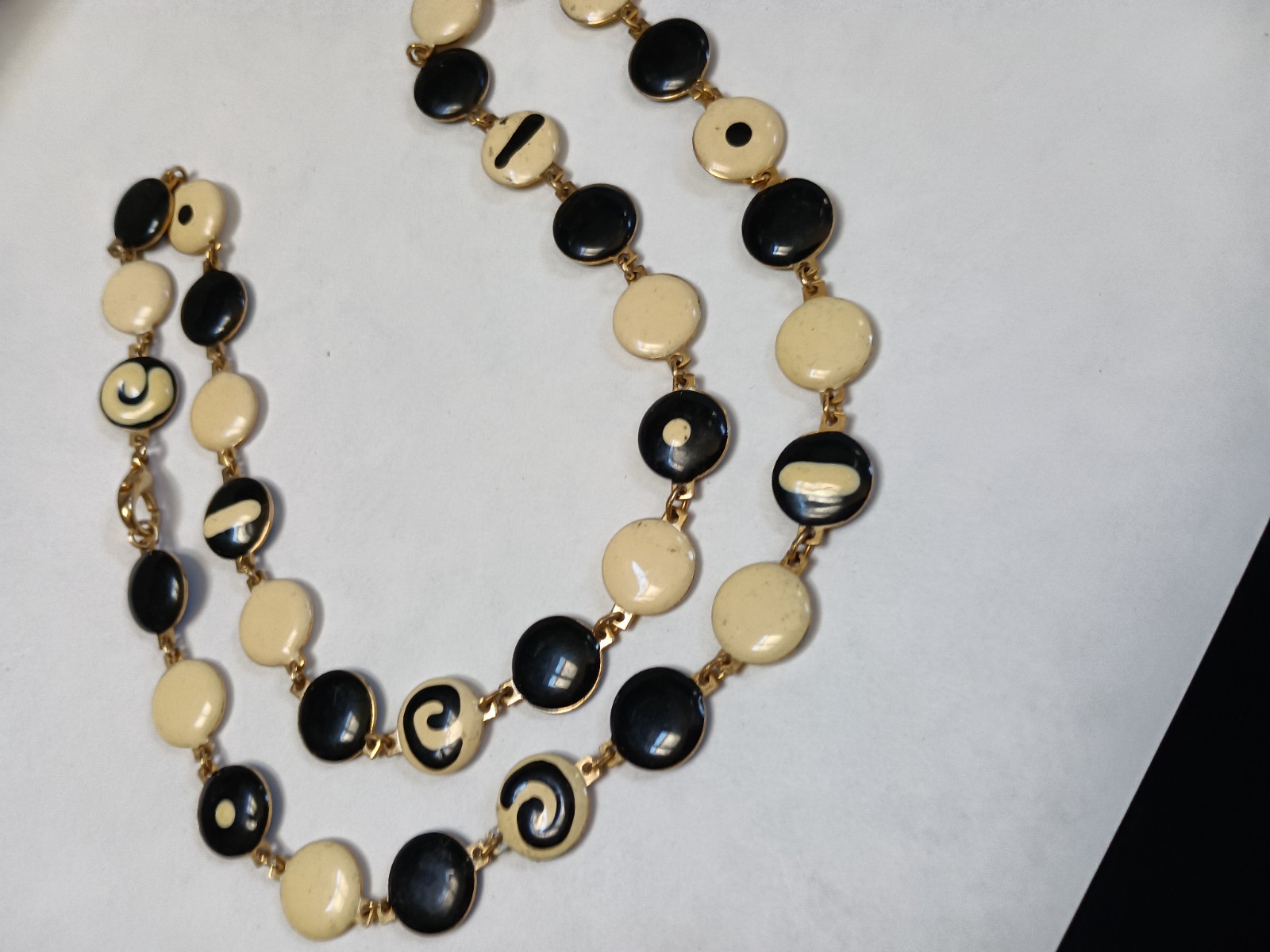 Premier Designs Pure Sophistication Black Cream Enamel Disc Statement Necklace 2