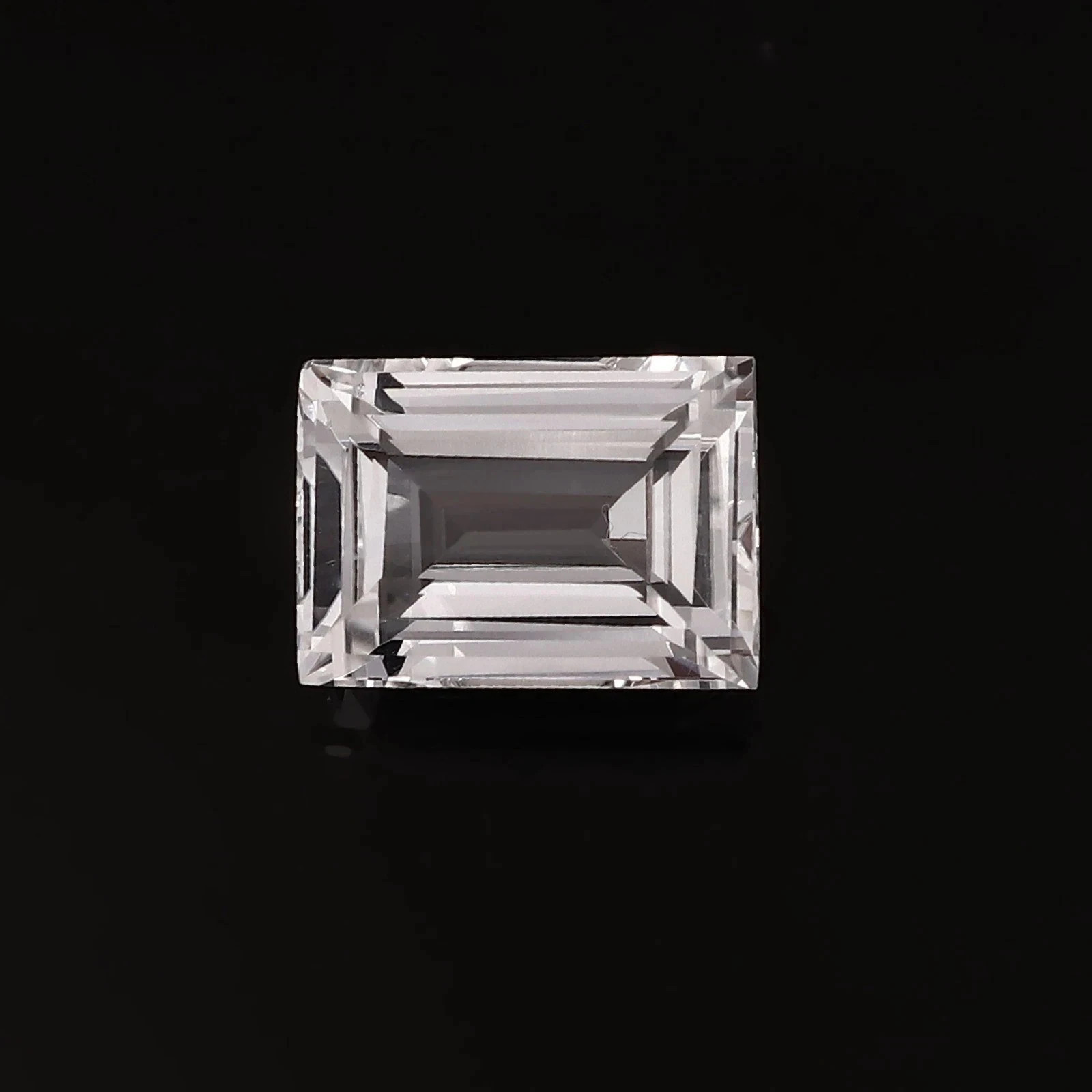 40.55 Ct Natural White Sapphire Baguette Cut Certified Flawless Loose Gemstone