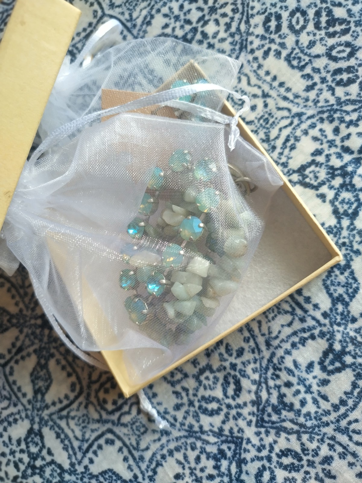 Fun Sabika necklace has loads of color and sparkle