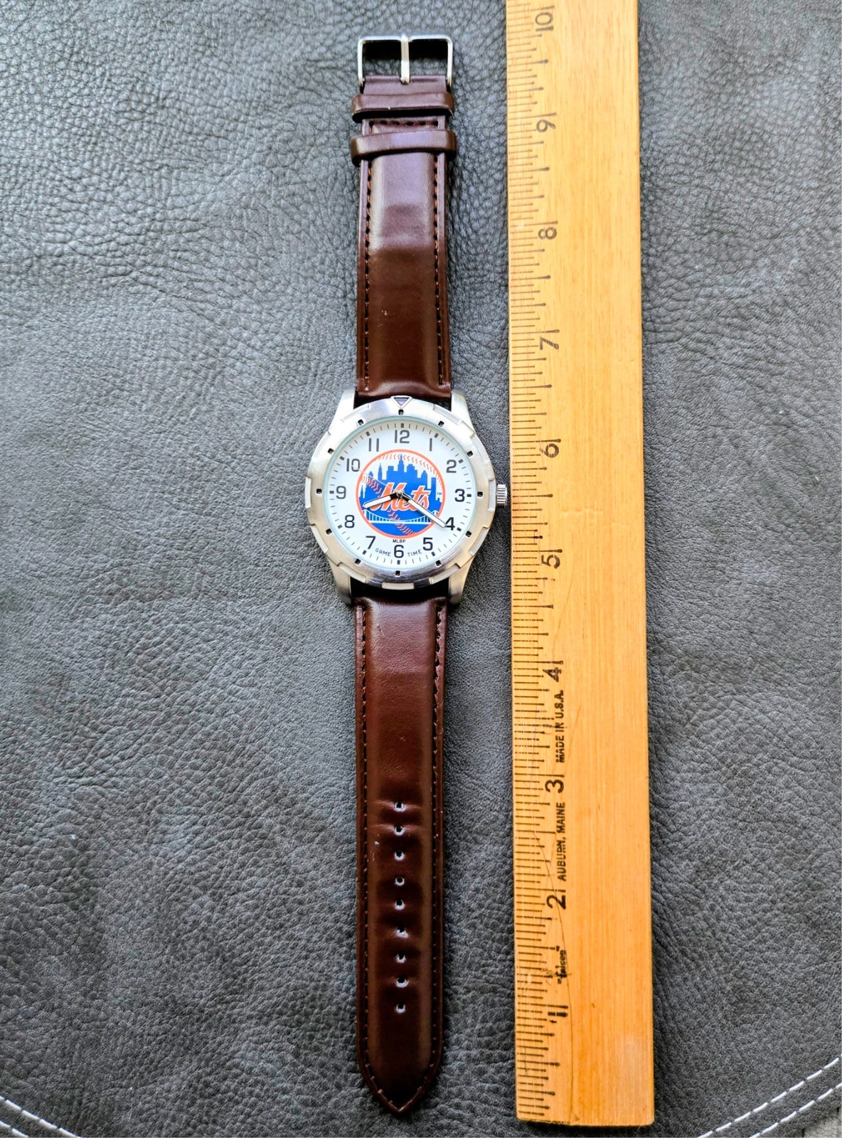 New York Mets MLBP “Game Time” Wristwatch – Stainless Steel Case – Collectible