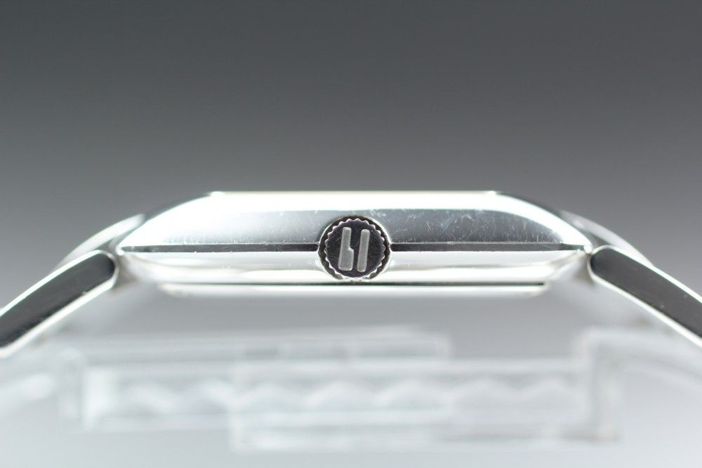 Working Item GUCCI 8500M Black Silver Date Bracelet Quartz Men’s Watch 17700