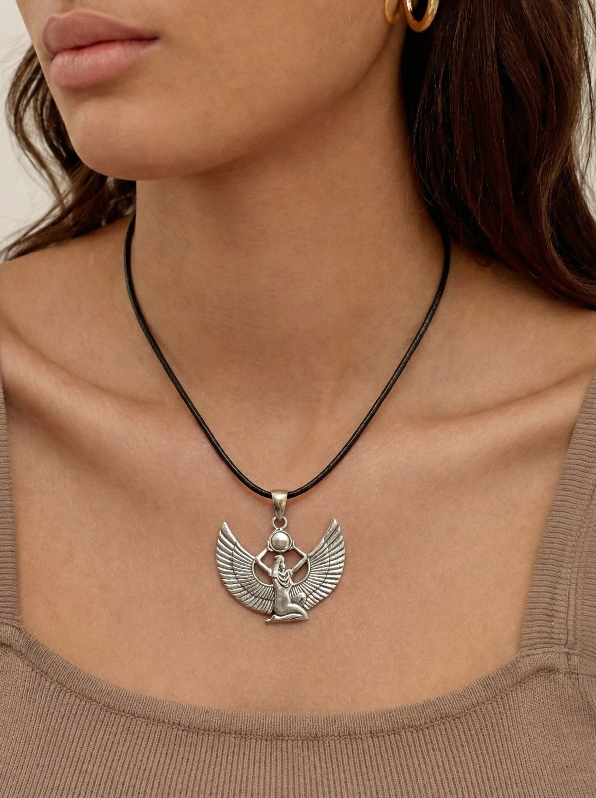 Isis necklace pendant – Egyptian goddess – Silver 900 – Egypt Amulet jewelry