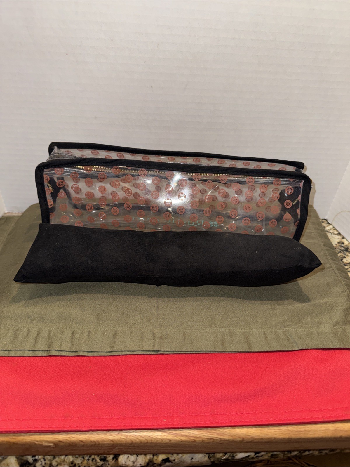 Rustic Cuff Bracelet Travel Case Clear Vinyl Zip Pouch Velvet Pillow