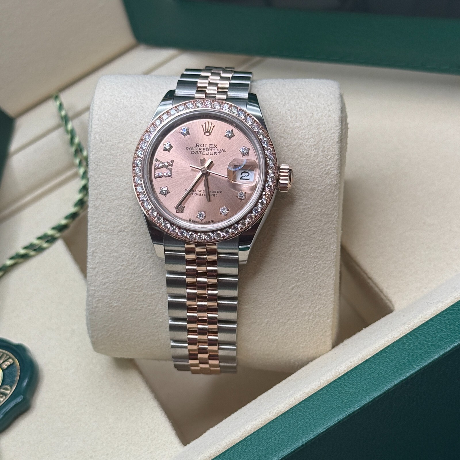 Rolex Lady-Datejust NEW 2025 Pink Star Diamond Dial Two Tone Rose Gold Jubilee