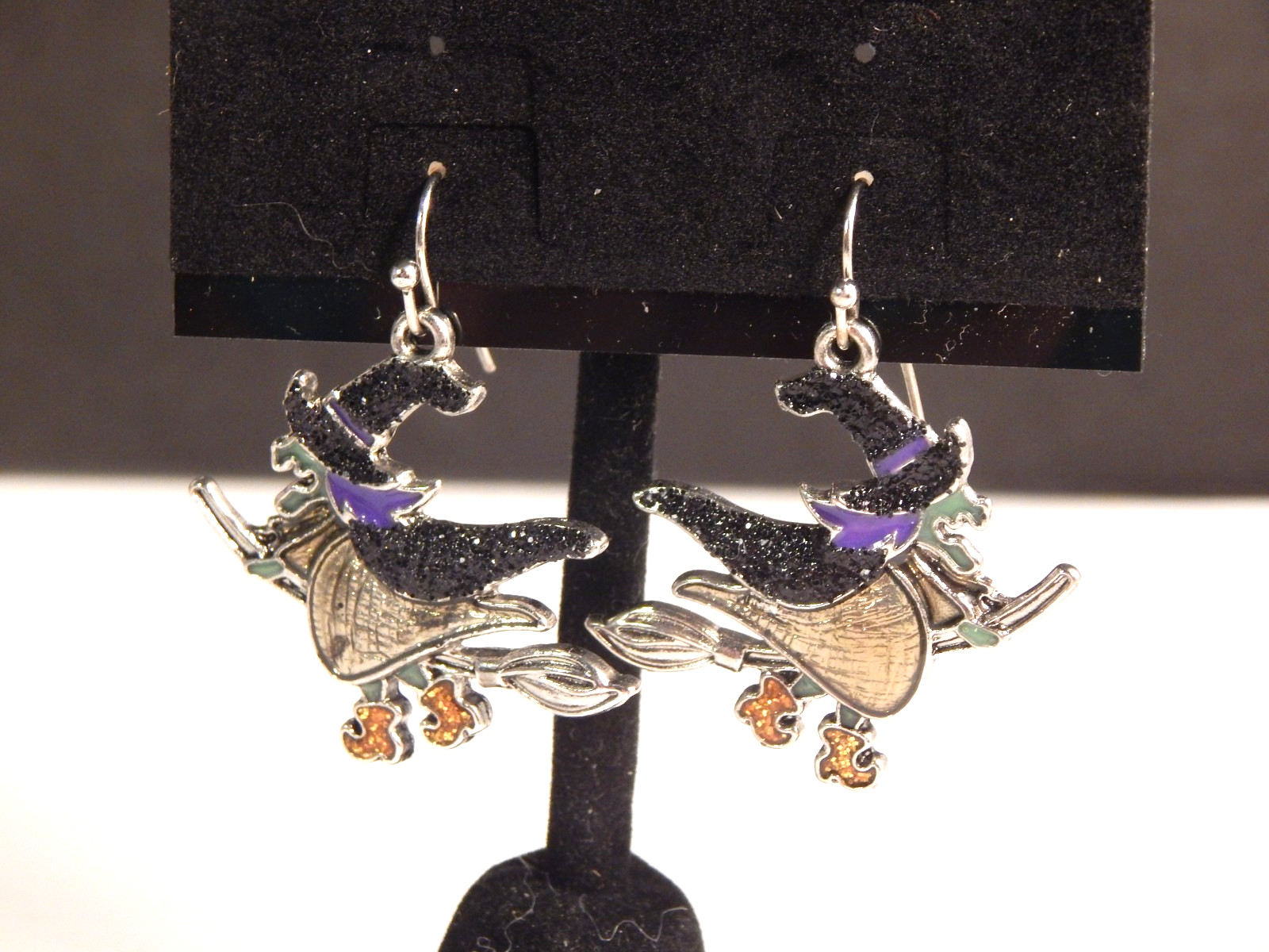 Halloween Earrings Green Witch on a Broom Fishhook Dangle Enamelware Spooky NICE