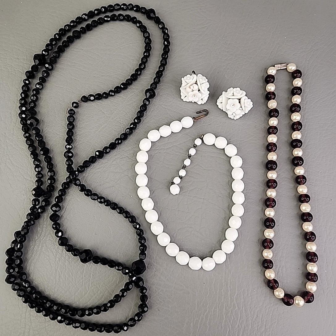 Vintage Beaded Necklace Screw Back Earrings Lot of 4 Glass Black White