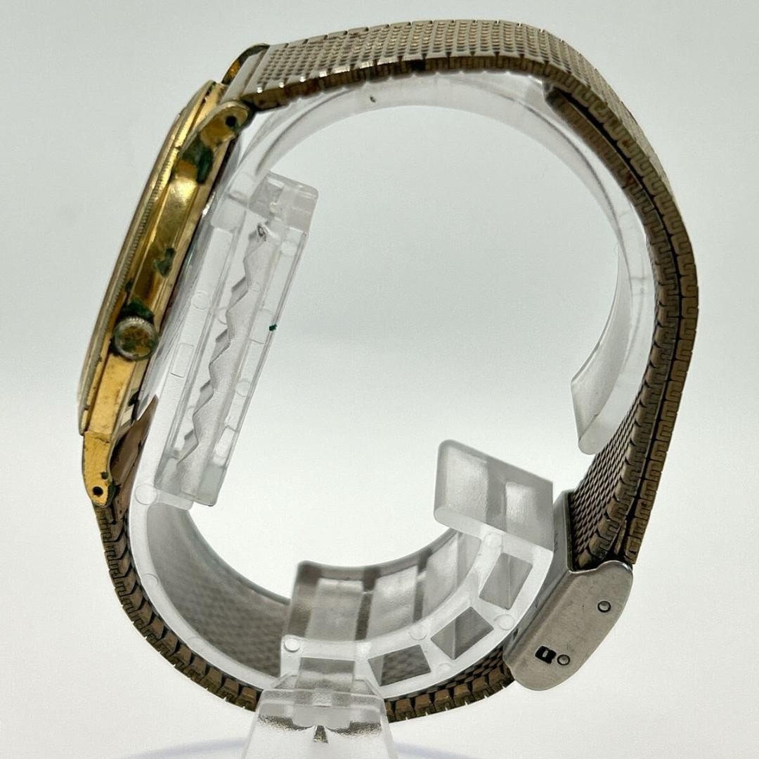 New battery, fully functional. SEIKO gold dial quartz vintage retro watch.