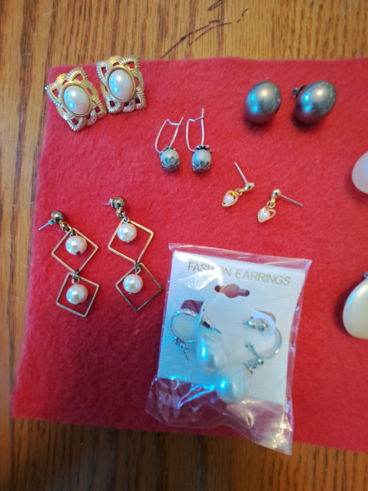 Earrings Vintage Pearl Design Several Styles a Lot of 11 Pair