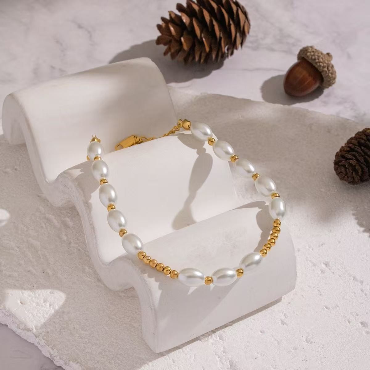 Woman 18K Gold Plated Simulated Pearl Beaded Bangle Bracelet Anti-tarnish 9.5in