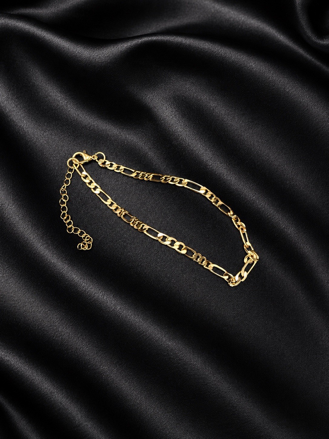 FIGARO CHAIN ANKLET IN GOLD COLOR