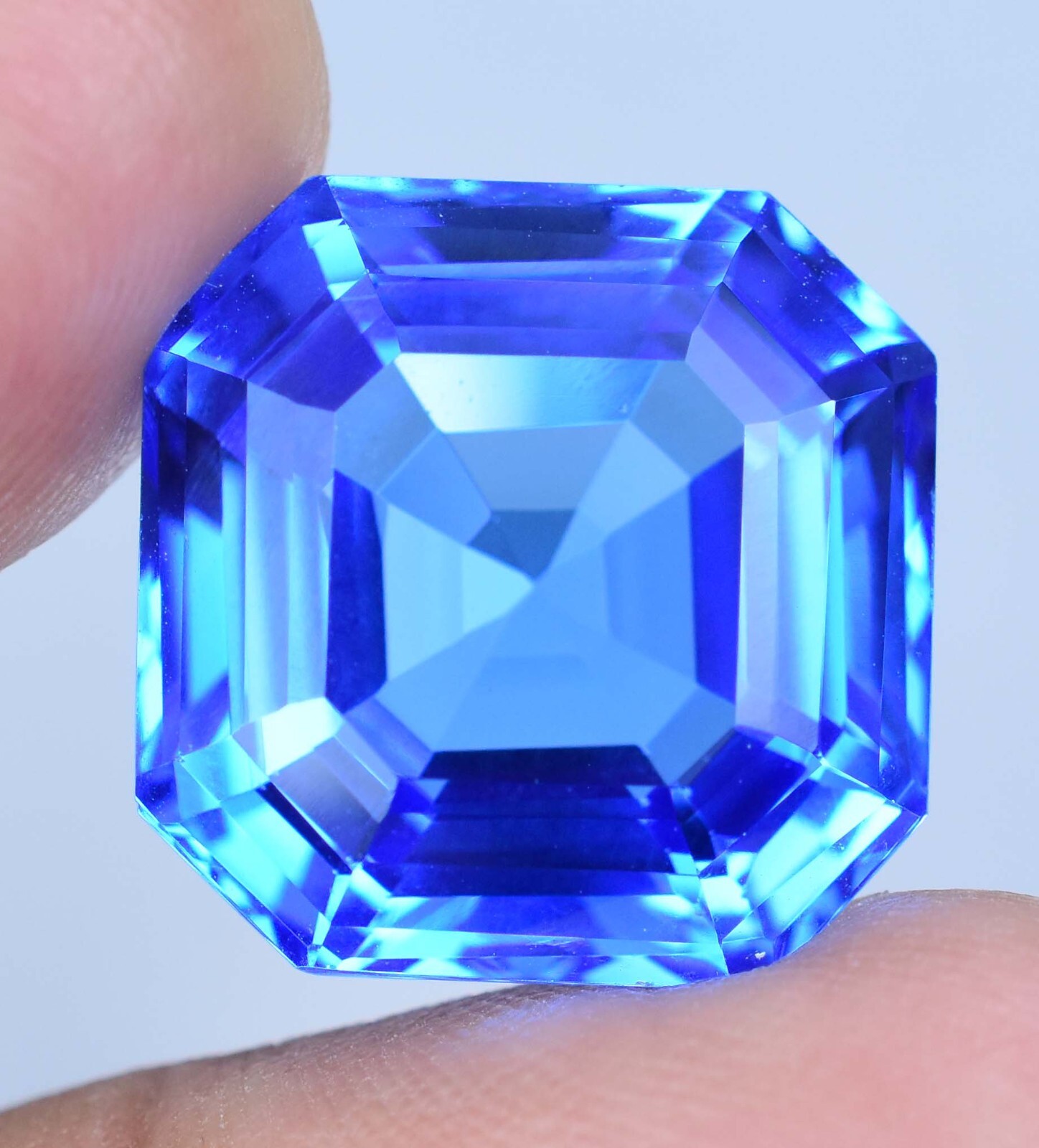 26.15 Ct Natural Rare Lustrous Blue Tanzanite Certified Flawless Loose Gemstone