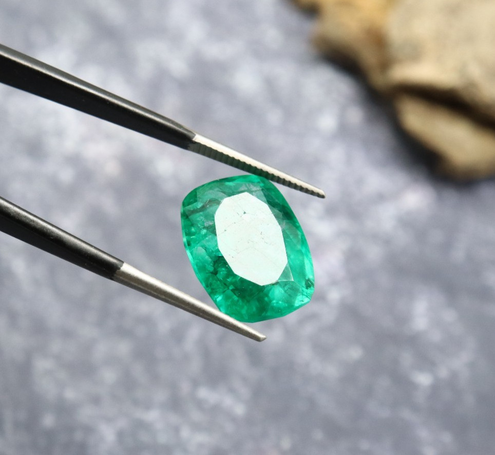 Rare Natural Green Emerald 10Ct Cushion Cut Luxury Loose Gemstone 10x8x6mm