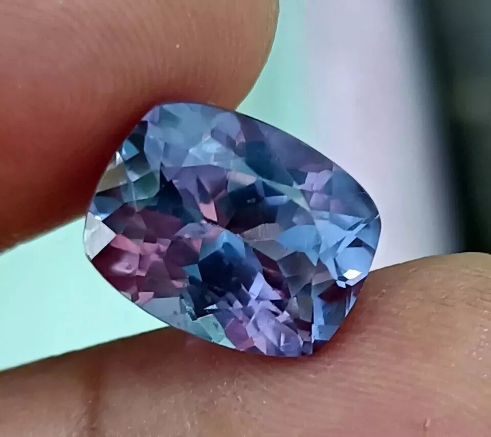 Montana Bi-Color Sapphire Cushion Cut 10-12 Ct Natural Certified Loose Gemstone
