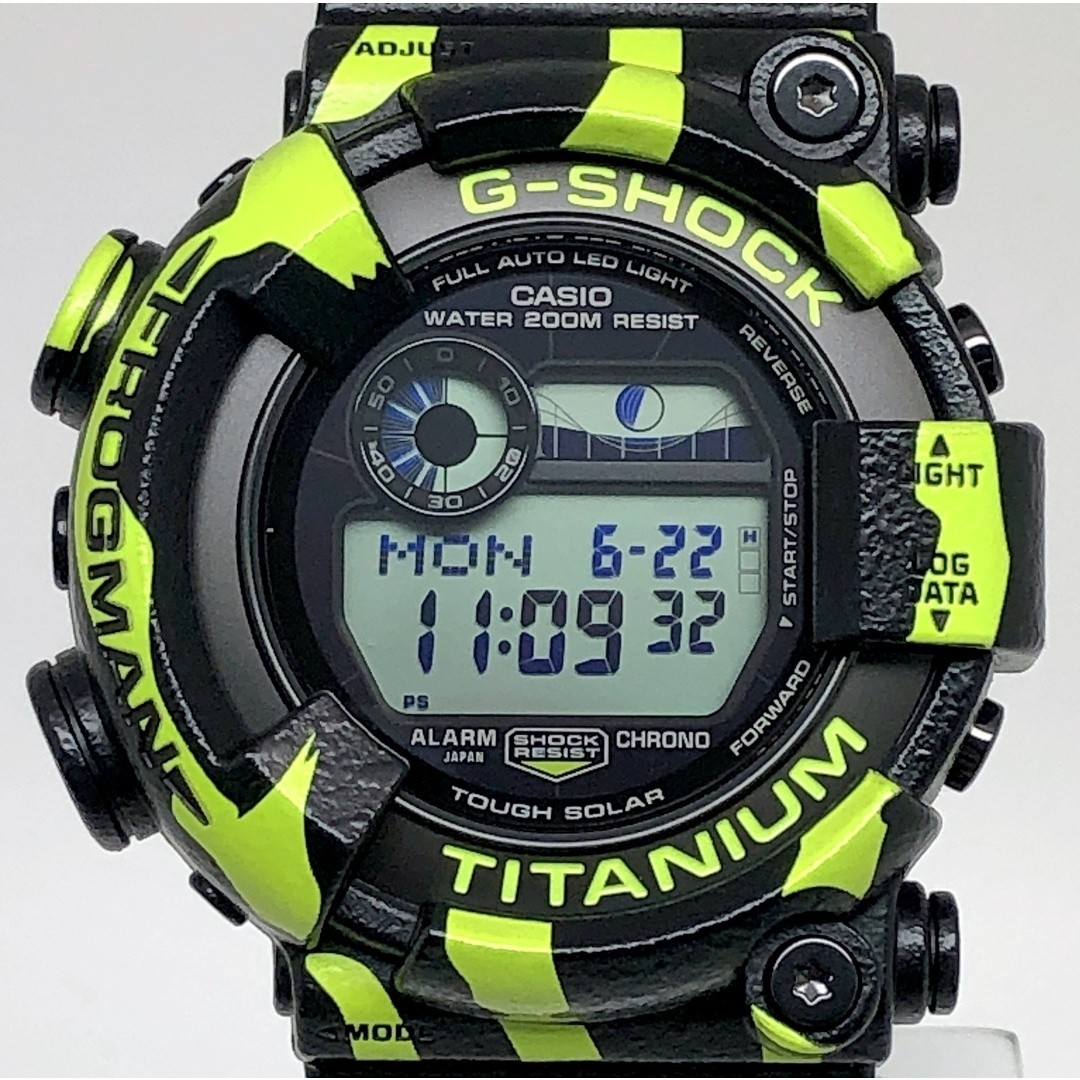 G SHOCK GW 8200TPF 1 FROGMAN Poison Dart Frog Fluorescent Green Spray Paint Rele