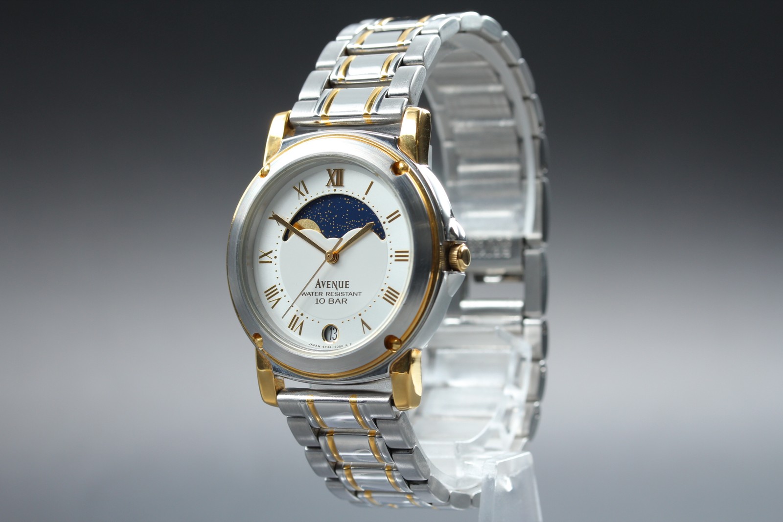 Vintage 1992 [Near MINT] Seiko Avenue 6F34-6040 Moon Phase Qz Mens Watch JAPAN