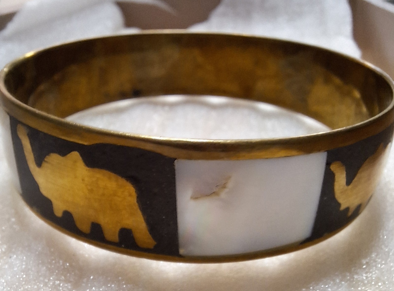 Gold Tone Elephant & Camel Motif Bangle Bracelet Black White Panels Round