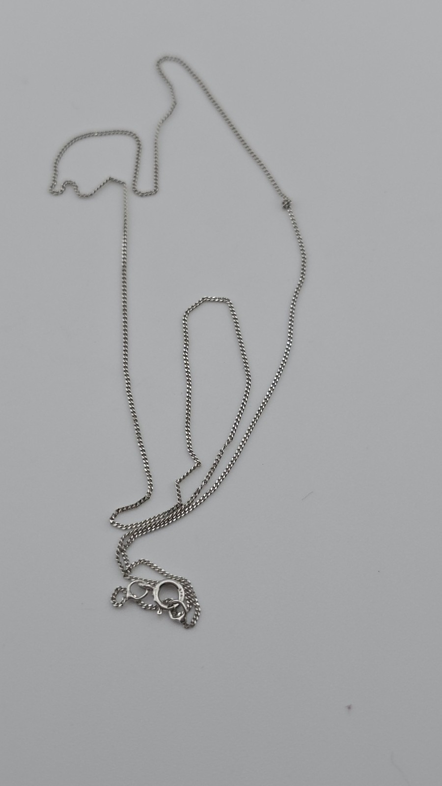 375 White Gold Curb Chain Necklace 0.74g Length 40cm