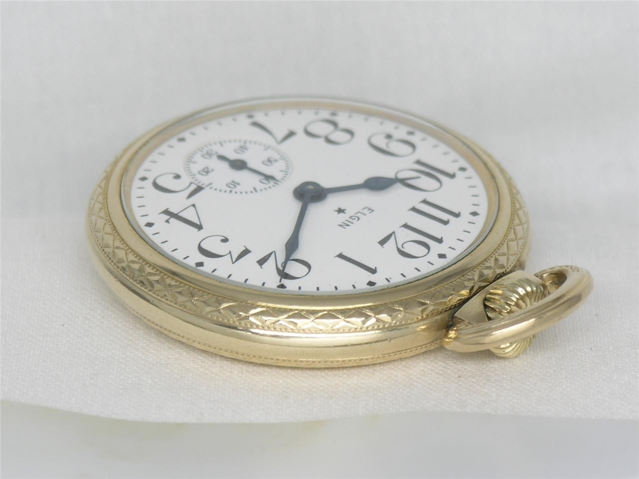 16S ELGIN 3151A MODEL 17 JEWEL GOLD FILL RAILROAD POCKETWATCH W/ BOX, SIGNED 3X!