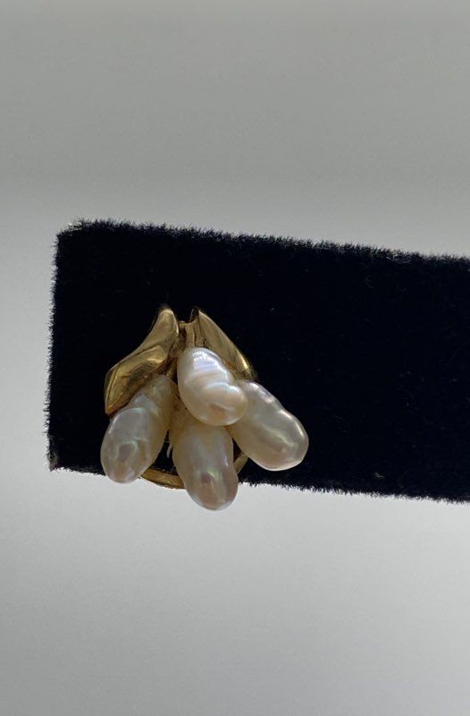 Montebello 14K Yellow Gold Pearl Leaf Stud Earrings 1.76g 17.1mm x 12.2mm