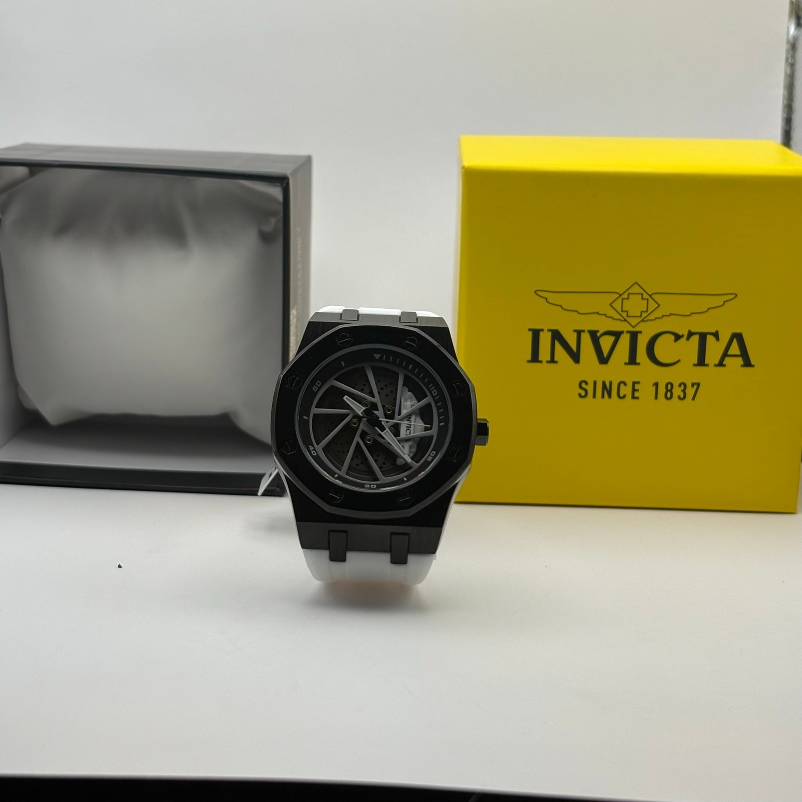 Invicta Speedway Rim 69492 Men’s 42mm Black Skeleton Dial White Silicone Watch