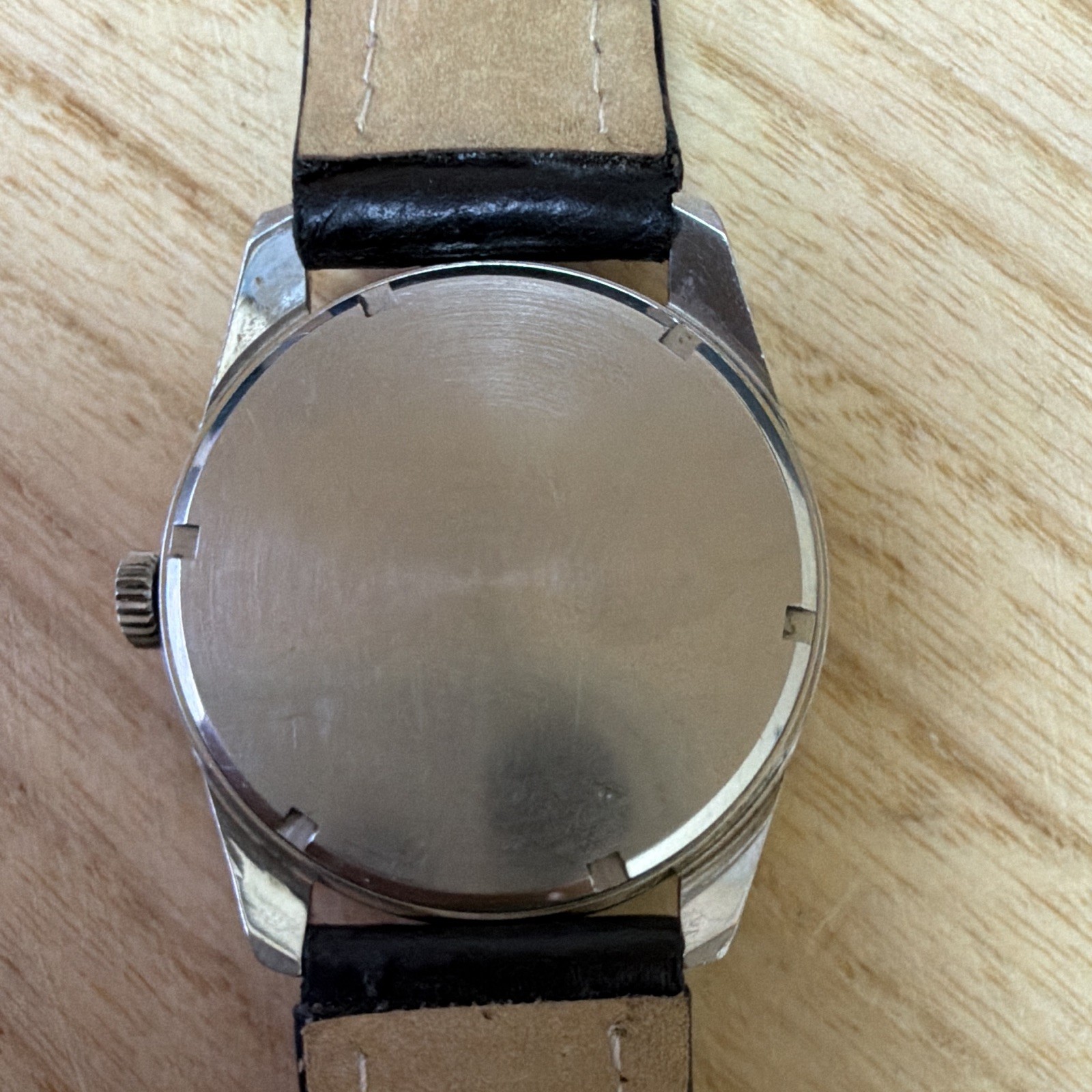 Wittnauer Vintage Manual Mechanical 17 Jewels sub seconds w date. Wild indices!