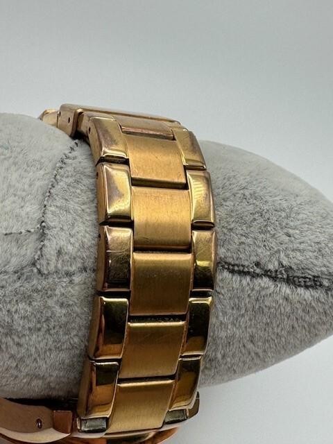 Fossil Riley ES-2811 Gold Tone Multifunction Crystal Accent Bezel Quartz Watch