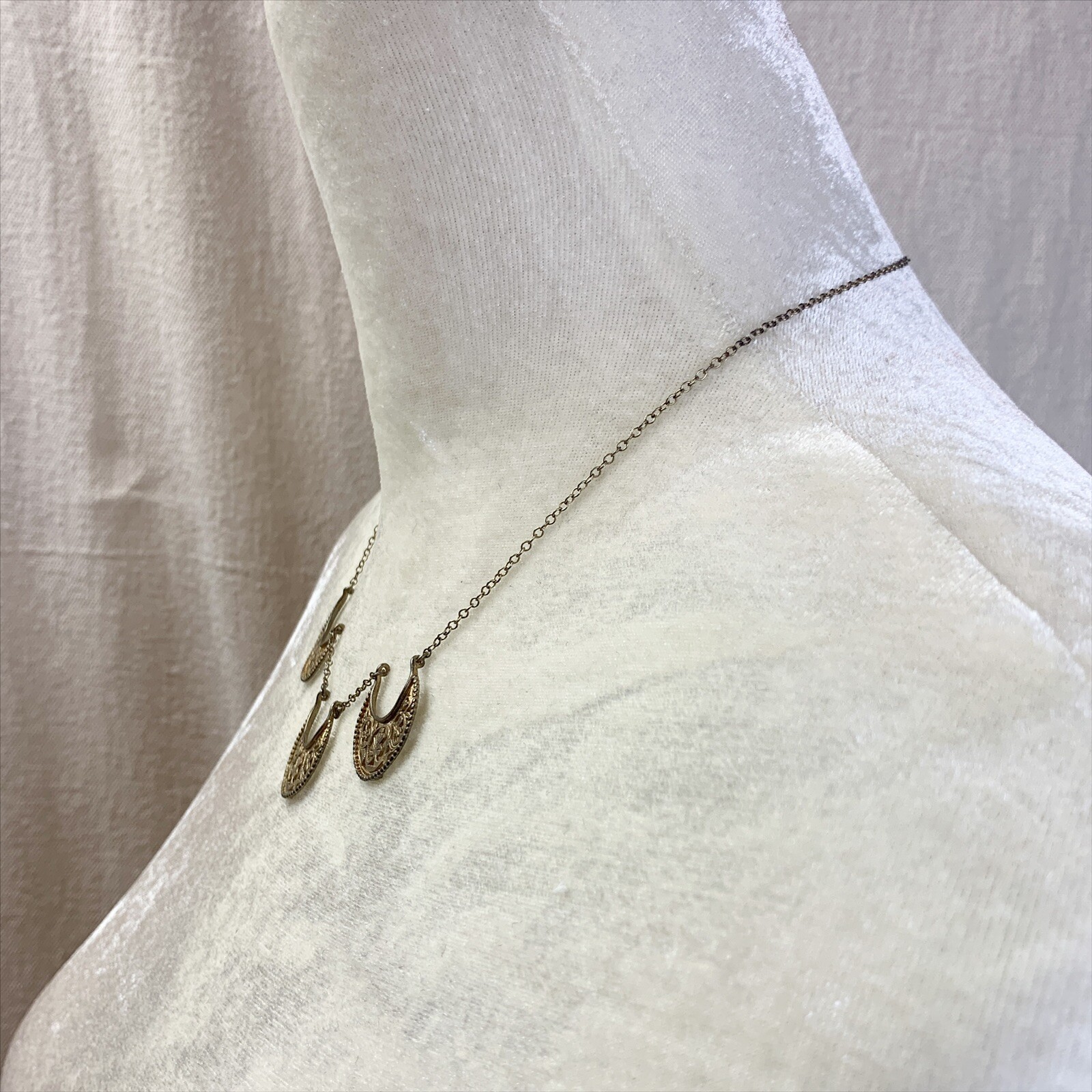 vtg British Museum BMPL Eastern Crescent Necklace
