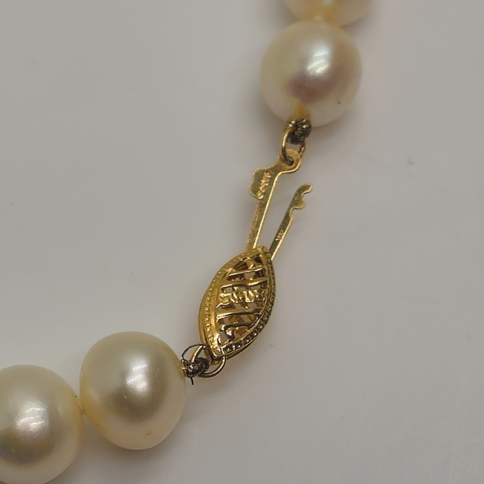 Pearl Necklace 18.5in Infinity Stamp 585 14Kt Gold Clasp 49.8g Elegant Classic