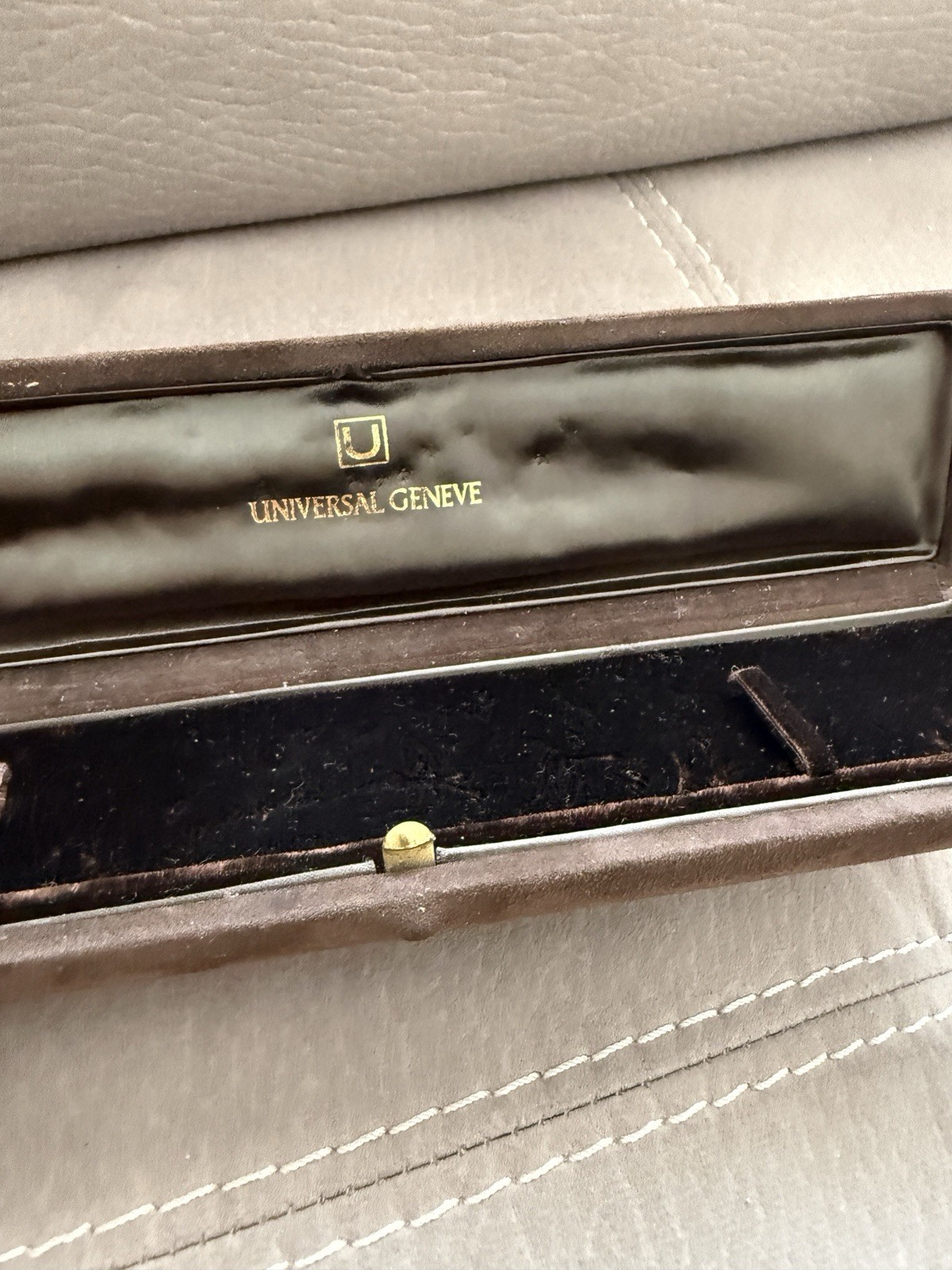 VINTAGE WATCH BOX UNIVERSAL GENEVE VERY RARE WATCH BOX UNIVERSAL GENEVE