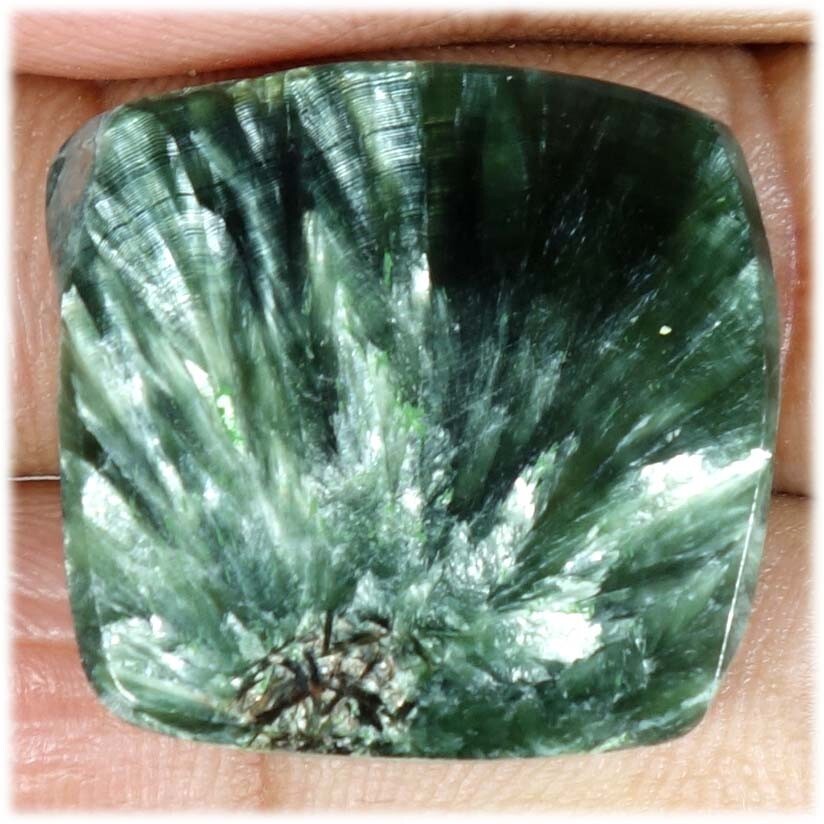39.95 Cts Natural Cushion Cabochon Green Seraphinite Chakra Healing Pendant Gems