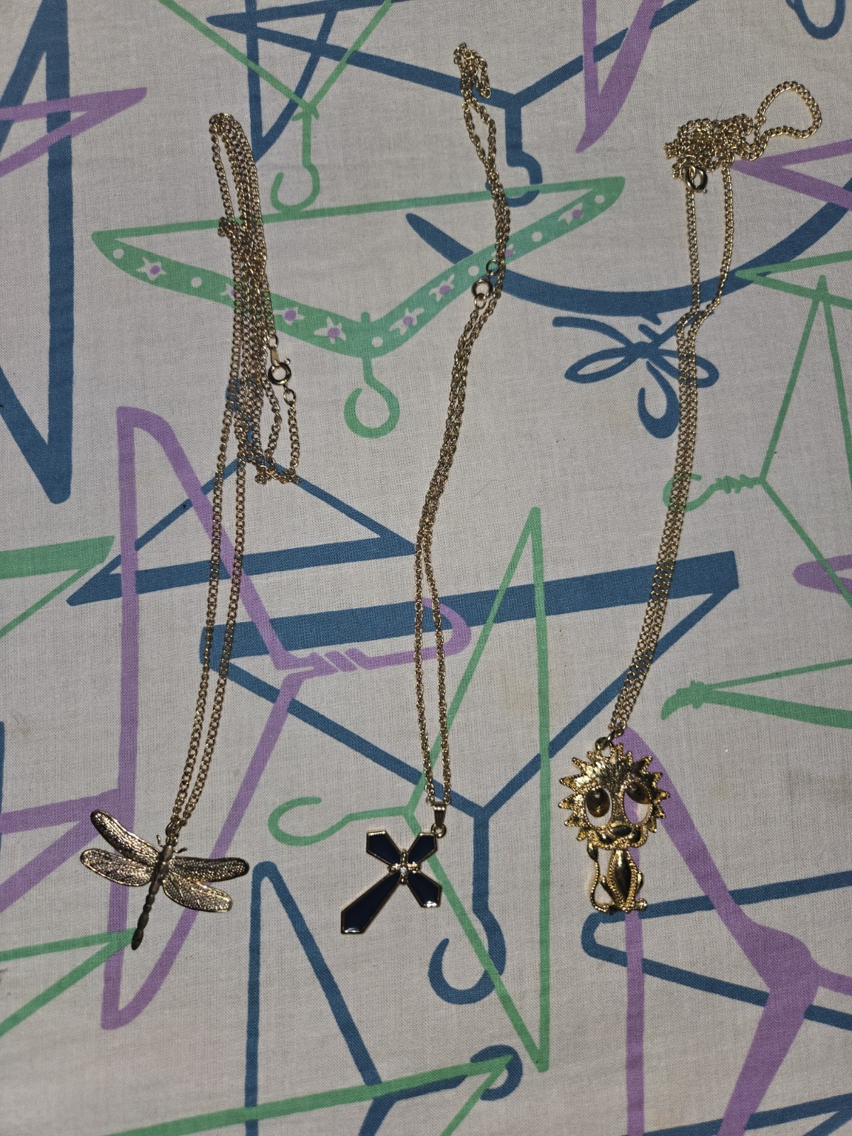 HUGE Avon Vintage Jewelry Lot, Earrings, Pins/Brooch, Necklaces, Bracelet, Rings