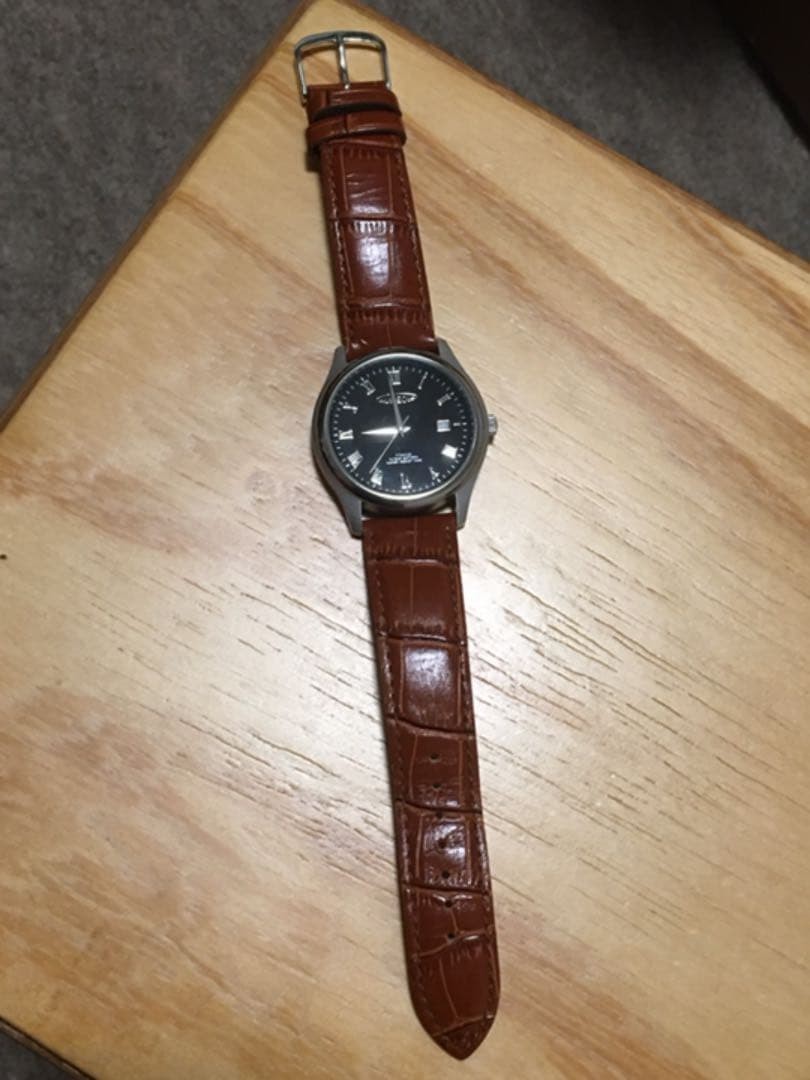 Aureole Quartz Analog Wristwatch