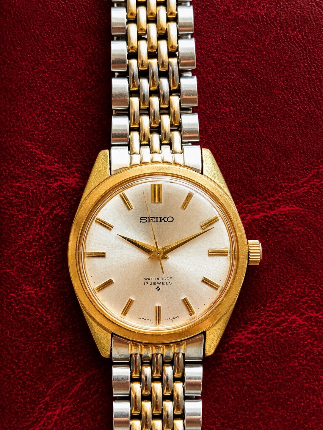 Seiko 66 8050 Manual Winding 17J Gold Filled Case Men’s 36mm Watch